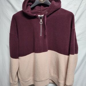 Men's Two-Tone Hooded Sweater